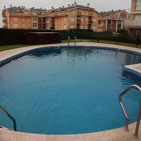 Apartamento Playa Catedrales Con Piscina